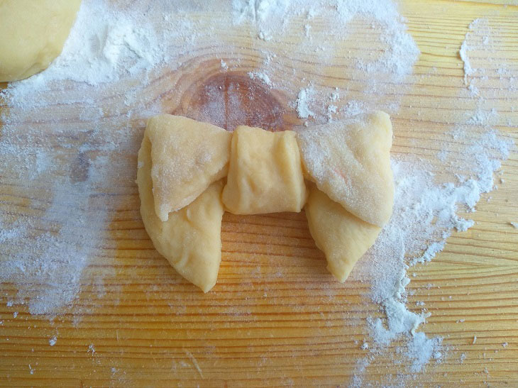 Булочки-бантики на Новый год — ароматная и вкусная выпечка Булочки-бантики на Новый год — ароматная и вкусная выпечка9