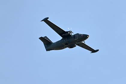 Пассажирский самолет L-410 совершил жесткую посадку под Иркутском