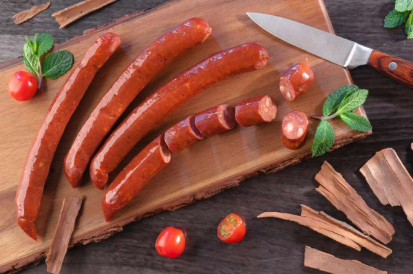5 продуктов на завтрак, которые заставят вас стареть быстрее простой бутерброд с колбасой может нанести страшный вред коже