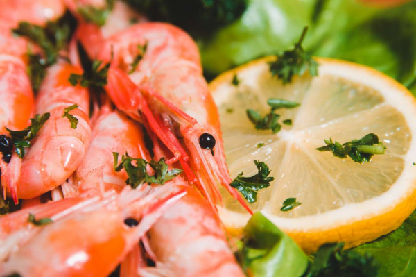Молоко, креветки и другие неожиданные продукты, которые повышают холестерин какие продукты повышают холестерин